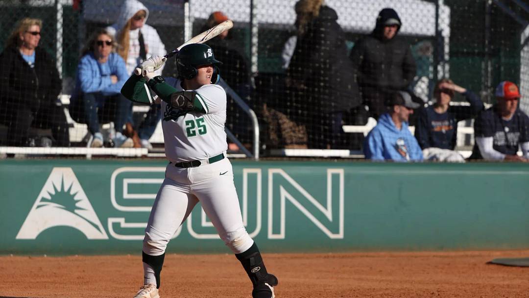 Nicole Edmiaston is transferring from Stetson to FSU. 