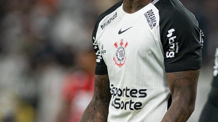 Corinthians recebe proposta milionária da Nike Corinthians recebe proposta milionária da Nike