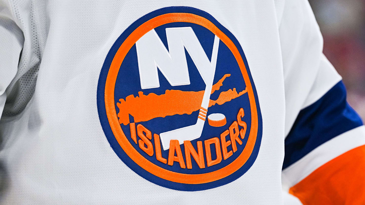 Report: Islanders to Sign NCAA Forward