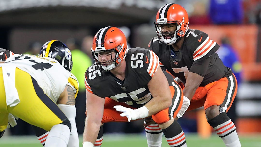 Browns quarterback Jacoby Brissett under center Ethan Pocic during the first half against the Pittsburgh Steelers, Thursday, Sept. 22, 2022, in Cleveland.

Brownssteelers 35