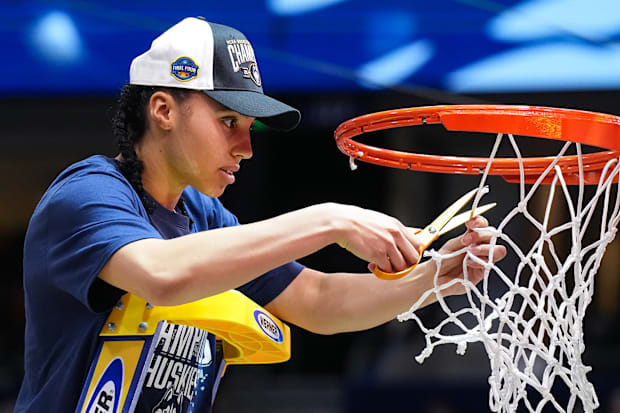 Azzi Fudd, UConn