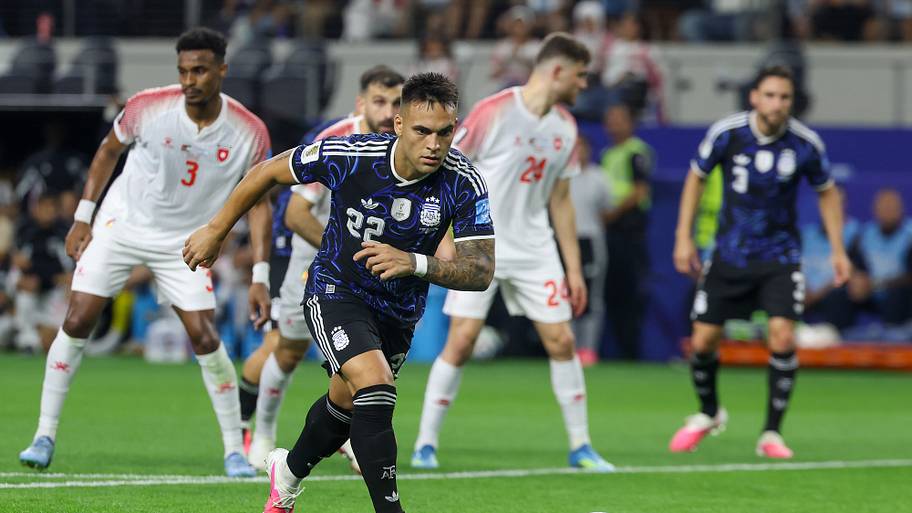 Lautaro Martinez penalty