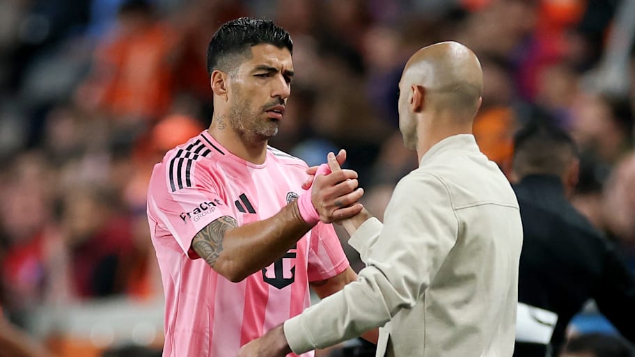 Luis Suárez (left) and Javier Mascherano.