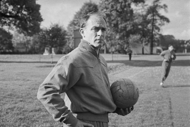 Alfredo Di Stefano played for both Spain and Argentina.