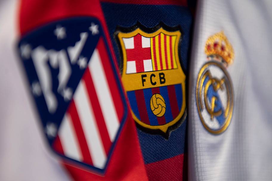 La Liga badges.