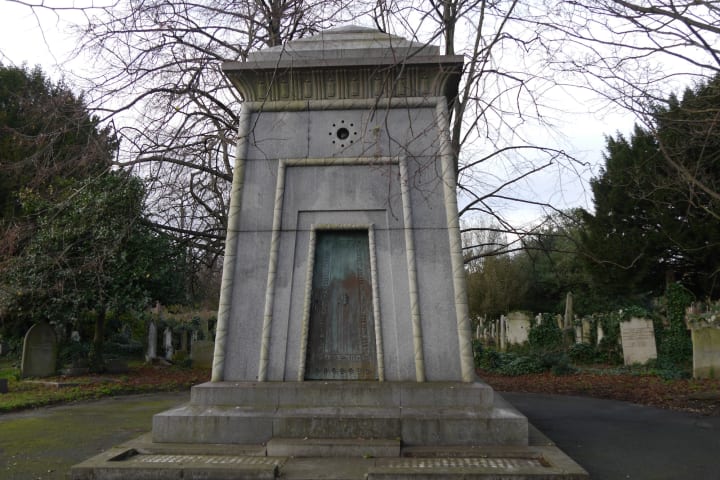 Courtoy’s tomb in Brompton Cemetery.
