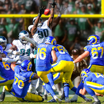The Eagles’ Jordan Davis blocked a field goal and ran it back for a touchdown on the final play of a Week 3 win over the Rams.