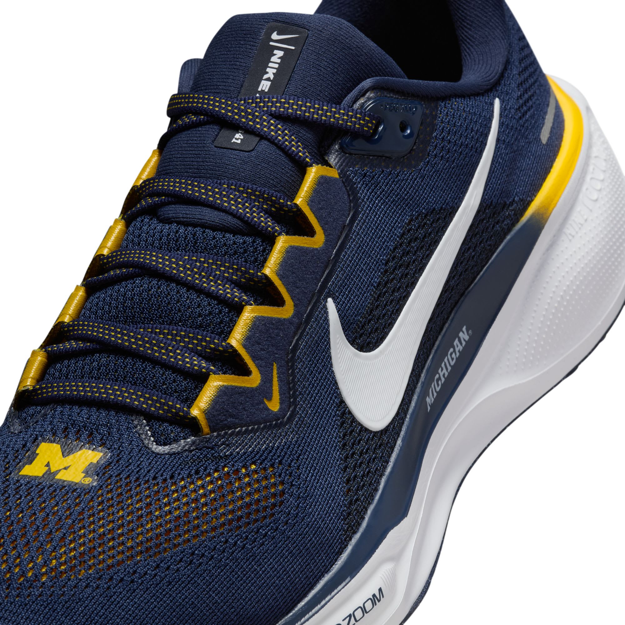 michigan nike shoes