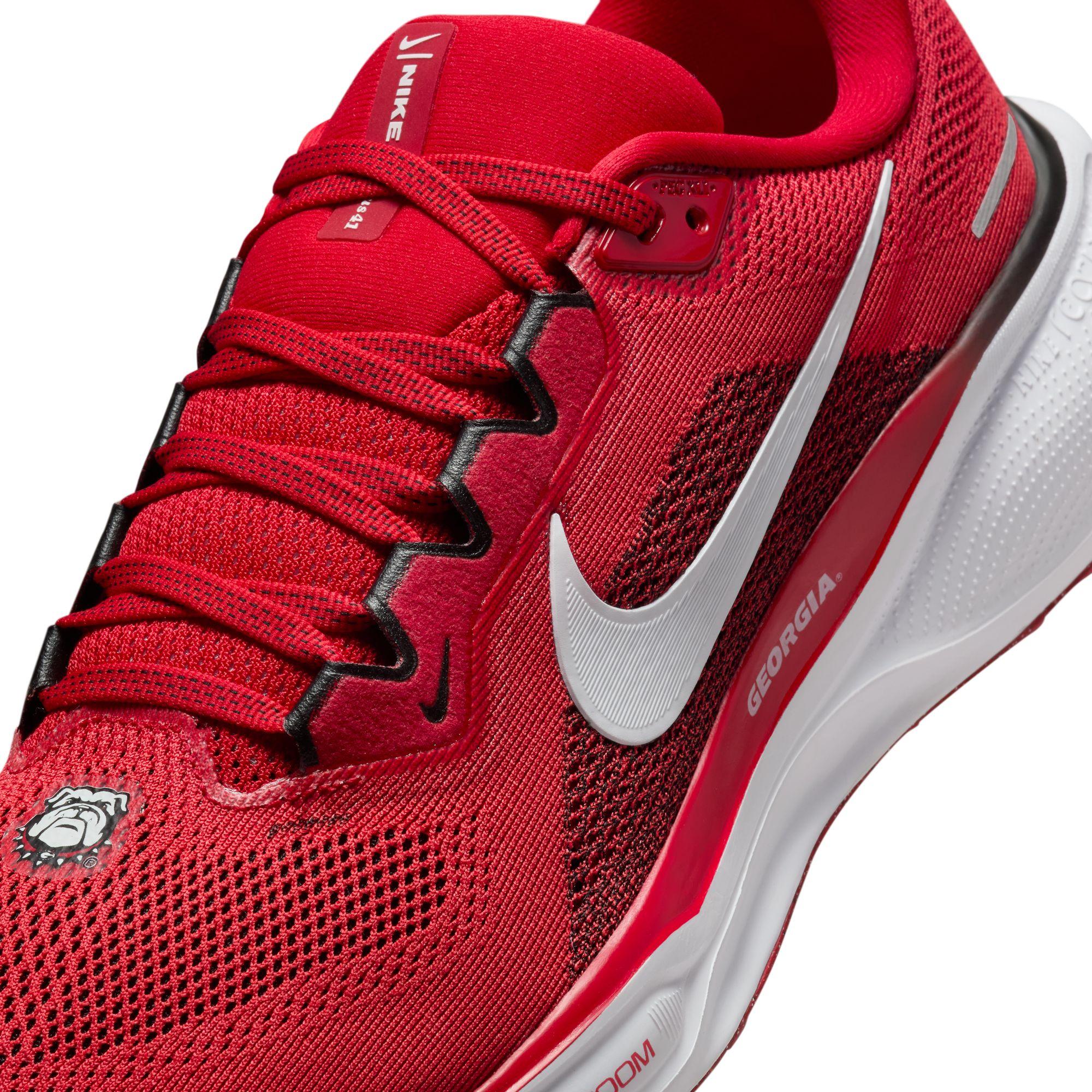 [M-9] Nike’s Georgia A’One PE Perfects `The Bulldogs’ Home Look Nike Air Zoom Georgia Bulldogs shoes just dropped main image 3