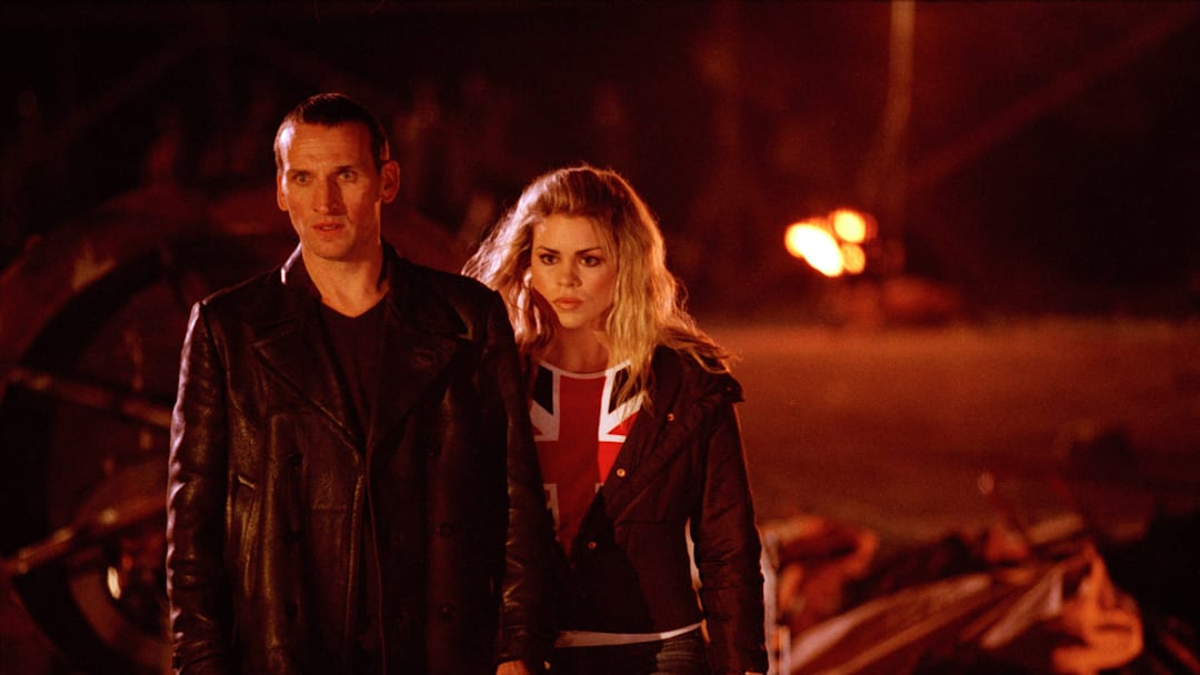 Picture Shows: The Doctor (CHRISTOPHER ECCLESTON) and Rose (BILLIE PIPER). Courtesy BBC