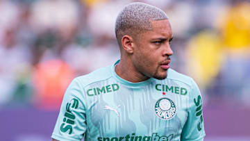Vitor Roque reprend de la hauteur avec Palmeiras.