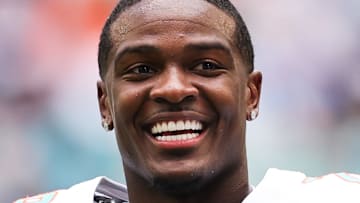 Miami Dolphins running back De'Von Achane