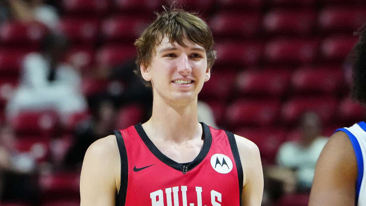 Jul 14, 2024; Las Vegas, NV, USA; Chicago Bulls forward Matas Buzelis (14) awaits a free throw attempt against the Golden State Warriors during the fourth quarter at Thomas & Mack Center. Mandatory Credit: Stephen R. Sylvanie-USA TODAY Sports