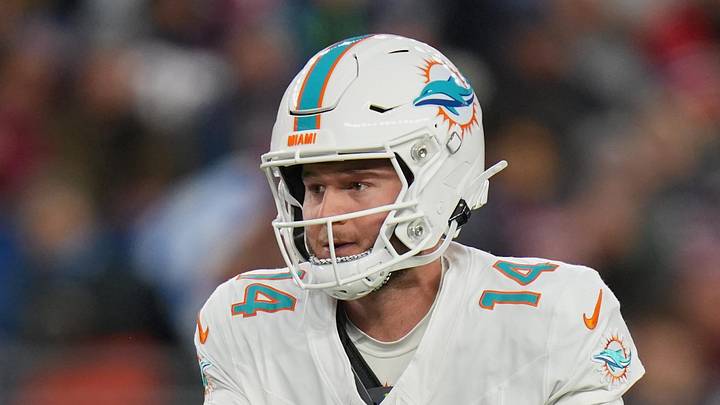 Miami Dolphins quarterback Quinn Ewers
