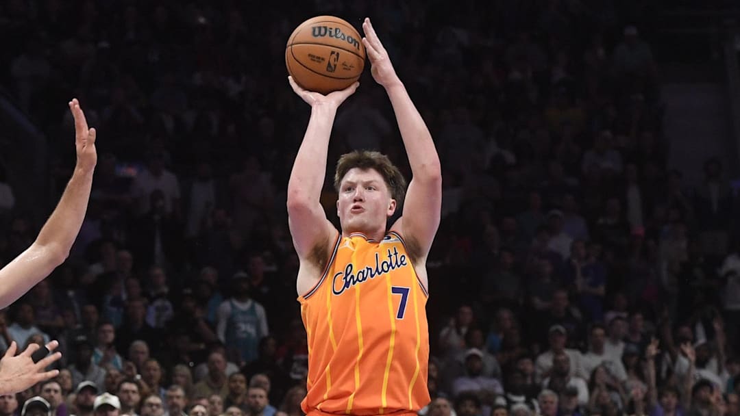 Mar 6, 2026; Charlotte, North Carolina, USA;  Charlotte Hornets forward Kon Knueppel (7) shoots during the second half against the Miami Heat at the Spectrum Center. Mandatory Credit: Sam Sharpe-Imagn Images