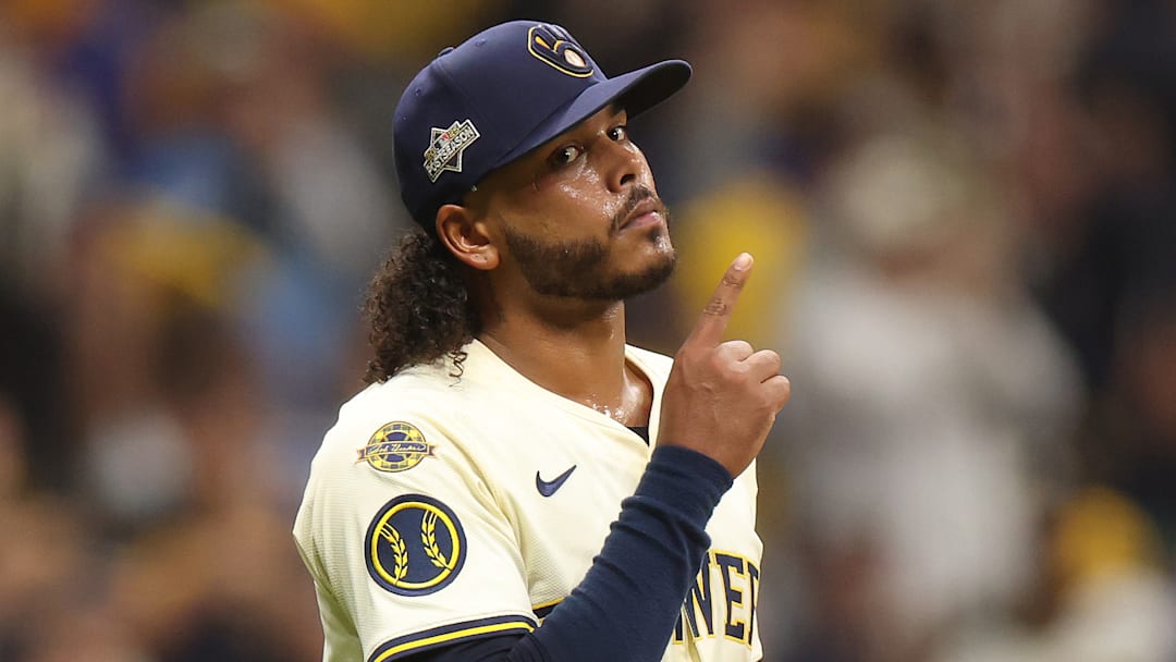 National League Championship Series - Los Angeles Dodgers v Milwaukee Brewers - Game Two