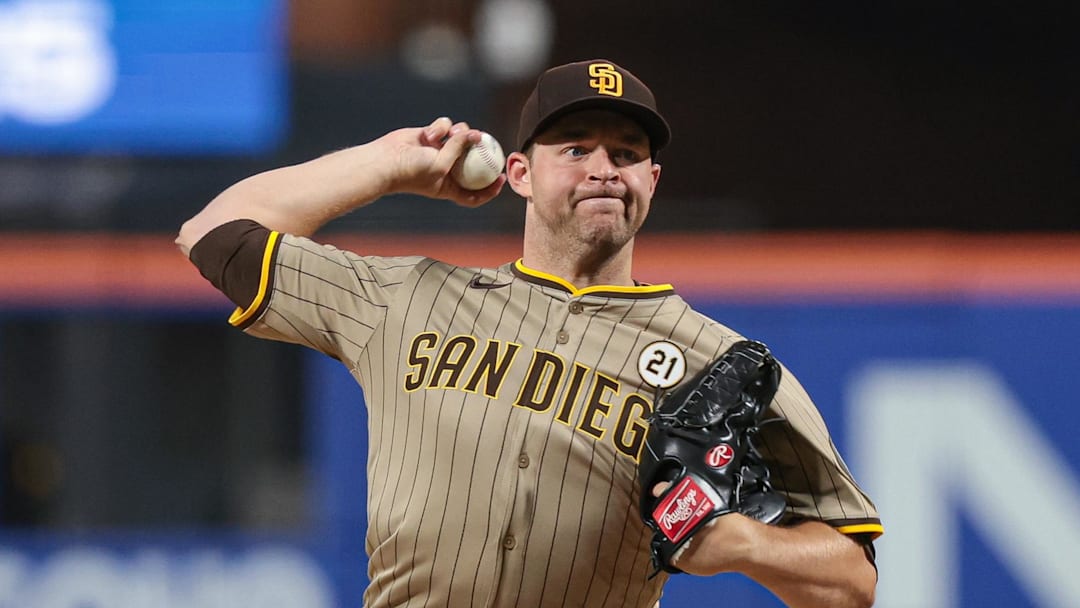 Sep 16, 2025; New York City, New York, USA; San Diego Padres starting pitcher Michael King (34) delivers a pitch during the third inning against the New York Mets at Citi Field. Mandatory Credit: Vincent Carchietta-Imagn Images Sep 16, 2025; New York City, New York, USA; San Diego Padres starting pitcher Michael King (34) delivers a pitch during the third inning against the New York Mets at Citi Field. Mandatory Credit: Vincent Carchietta-Imagn Images