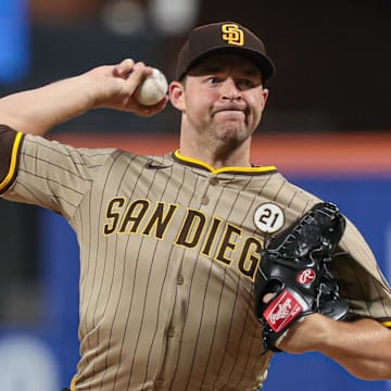 Sep 16, 2025; New York City, New York, USA; San Diego Padres starting pitcher Michael King (34) delivers a pitch during the third inning against the New York Mets at Citi Field. Mandatory Credit: Vincent Carchietta-Imagn Images