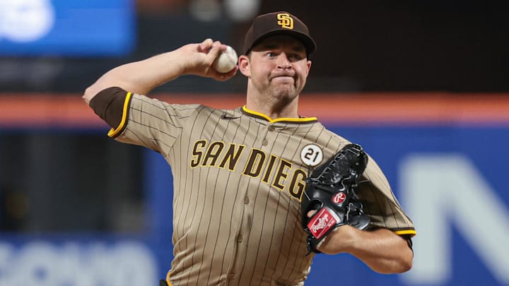 Sep 16, 2025; New York City, New York, USA; San Diego Padres starting pitcher Michael King (34) delivers a pitch during the third inning against the New York Mets at Citi Field. Mandatory Credit: Vincent Carchietta-Imagn Images