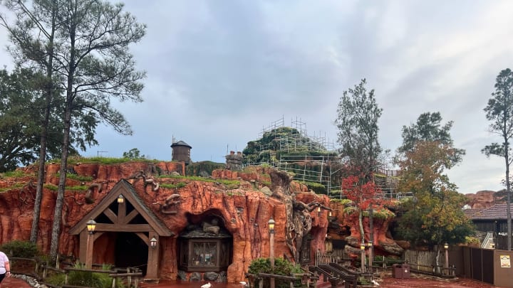 Splash Mountain closed for Tiana's Bayou Adventure at Magic Kingdom. Image courtesy Rob Schwarz Jr.