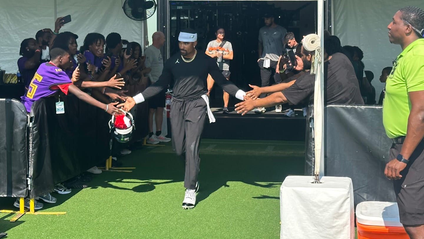 Philadelphia Eagles Conduct Closed 2025 Training Camp Practices