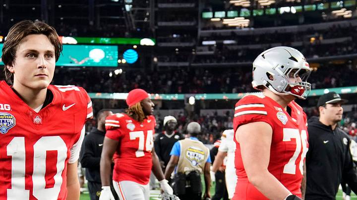 Ohio State Buckeyes quarterback Julian Sayin (10)