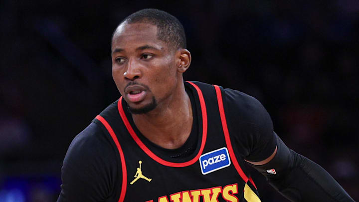 Atlanta Hawks forward Jonathan Kuminga (0) dribbles during the second half of the 2026 NBA Playoffs against the New York Knicks at Madison Square Garden on April 18, 2026.