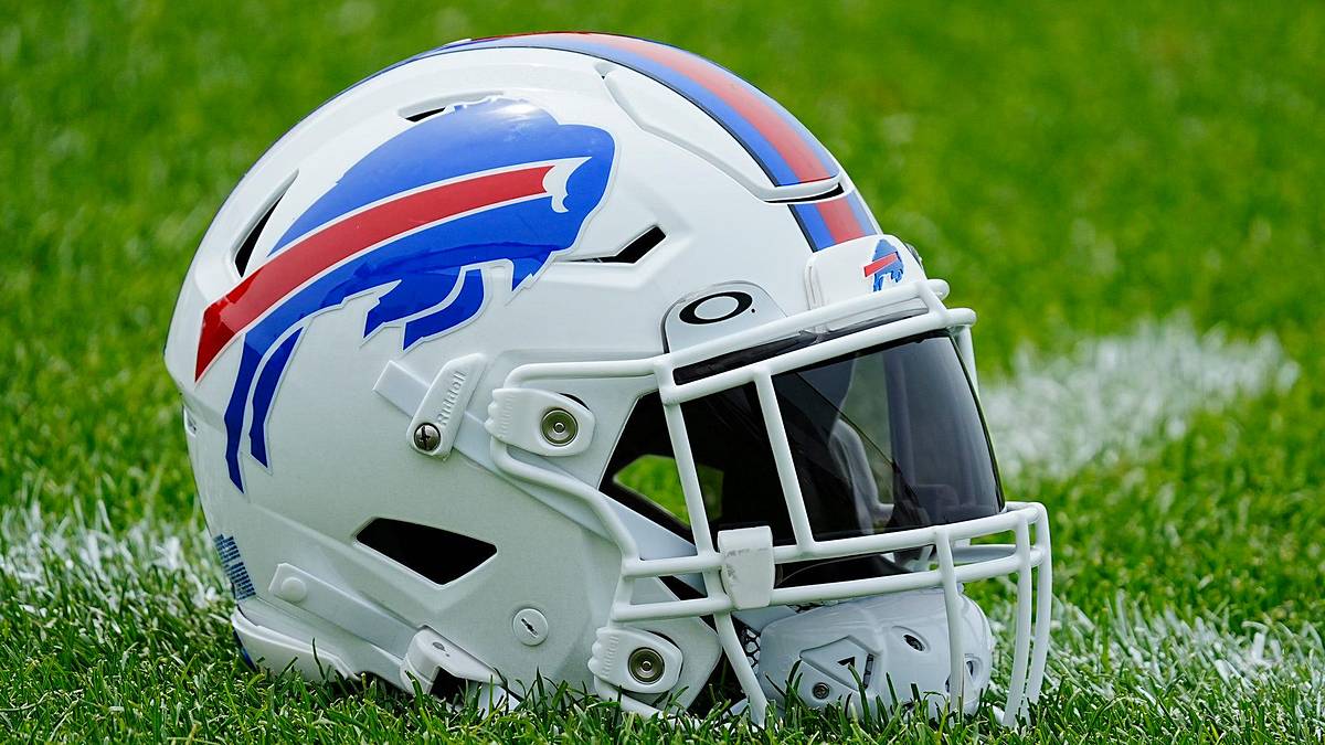 Buccaneers add $17.8 million offensive player from Bills
