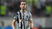Godín não seguirá no Atlético-MG