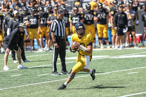 Iowa QB Cade McNamara at practice on Aug. 10, 2024 in Iowa City. (Rob Howe/HN) 