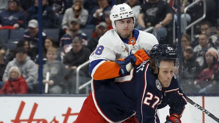 New York Islanders v Columbus Blue Jackets