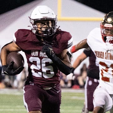 Sep 26, 2025; Ramsey, New Jersey, USA; Bergen Catholic football at Don Bosco. DB #26 Ca'Si Thomas runs for a first down.
