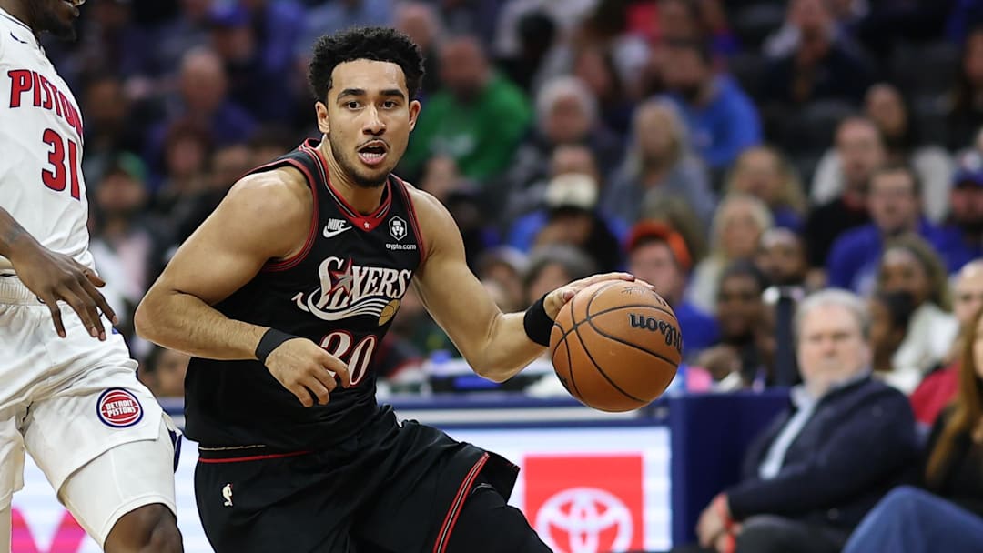 Nov 9, 2025; Philadelphia, Pennsylvania, USA; Philadelphia 76ers guard Jared McCain (20) drives against Detroit Pistons guard Javonte Green (31) during the fourth quarter at Xfinity Mobile Arena. Mandatory Credit: Bill Streicher-Imagn Images Nov 9, 2025; Philadelphia, Pennsylvania, USA; Philadelphia 76ers guard Jared McCain (20) drives against Detroit Pistons guard Javonte Green (31) during the fourth quarter at Xfinity Mobile Arena. Mandatory Credit: Bill Streicher-Imagn Images