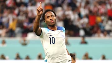 Atacante havia retornado à Inglaterra para dar assistência à sua família