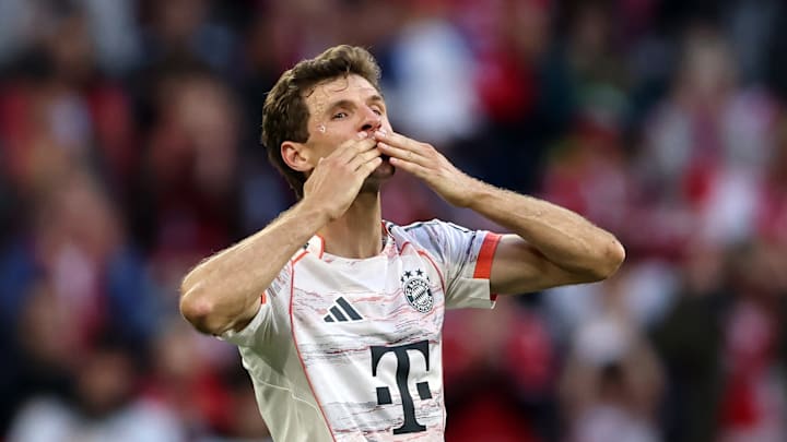 Thomas Müller wird den FC Bayern nach der Saison verlassen Thomas Müller wird den FC Bayern nach der Saison verlassen