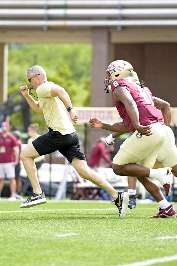 Florida State Seminoles head coach Mike Norvell