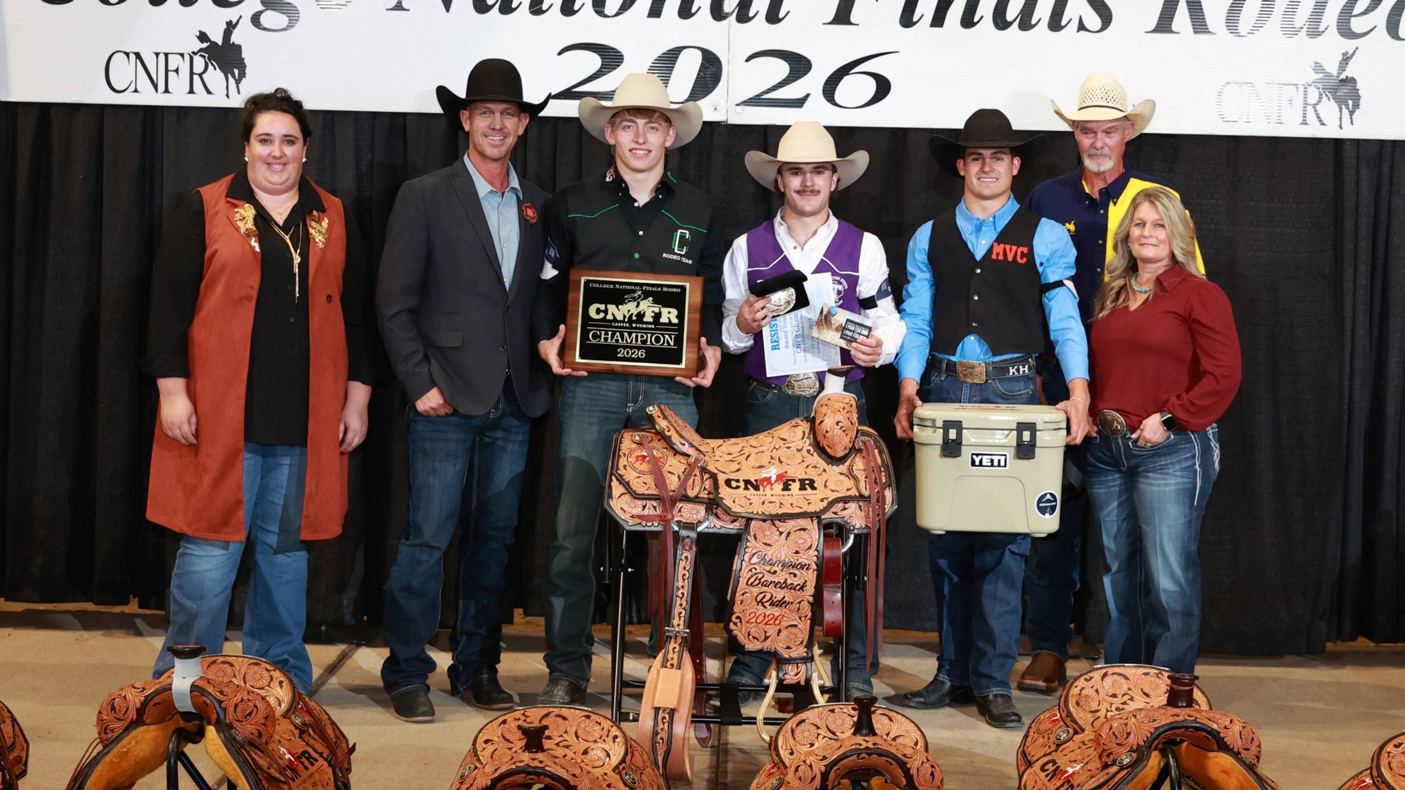 After CNFR Battle, Bareback Trio Resume Competitive Resistol Rookie Race