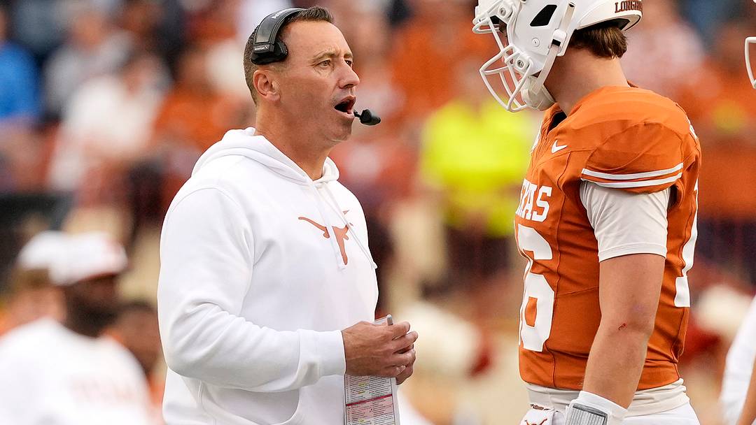 Nov 1, 2025; Austin, Texas, USA; Texas Longhorns head coach Steve Sarkisian talks with quarterback Arch Manning (16) during a timeout in the second half against the Vanderbilt Commodores at Darrell K Royal-Texas Memorial Stadium. Mandatory Credit: Scott Wachter-Imagn Images Nov 1, 2025; Austin, Texas, USA; Texas Longhorns head coach Steve Sarkisian talks with quarterback Arch Manning (16) during a timeout in the second half against the Vanderbilt Commodores at Darrell K Royal-Texas Memorial Stadium. Mandatory Credit: Scott Wachter-Imagn Images