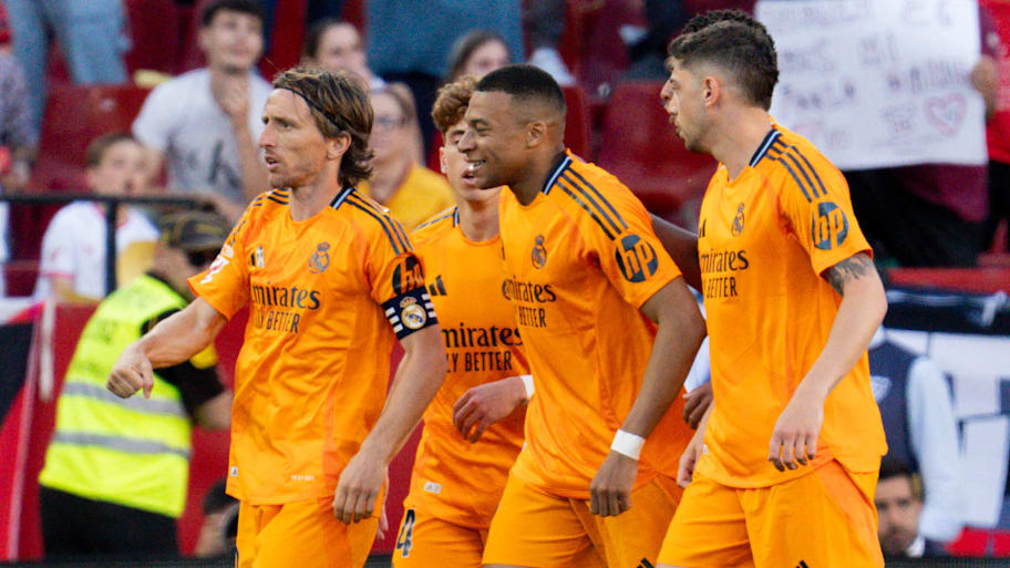 Kylian Mbappé (center) scored the winner for Real Madrid against Sevilla. | IMAGO/Sports Press Photo