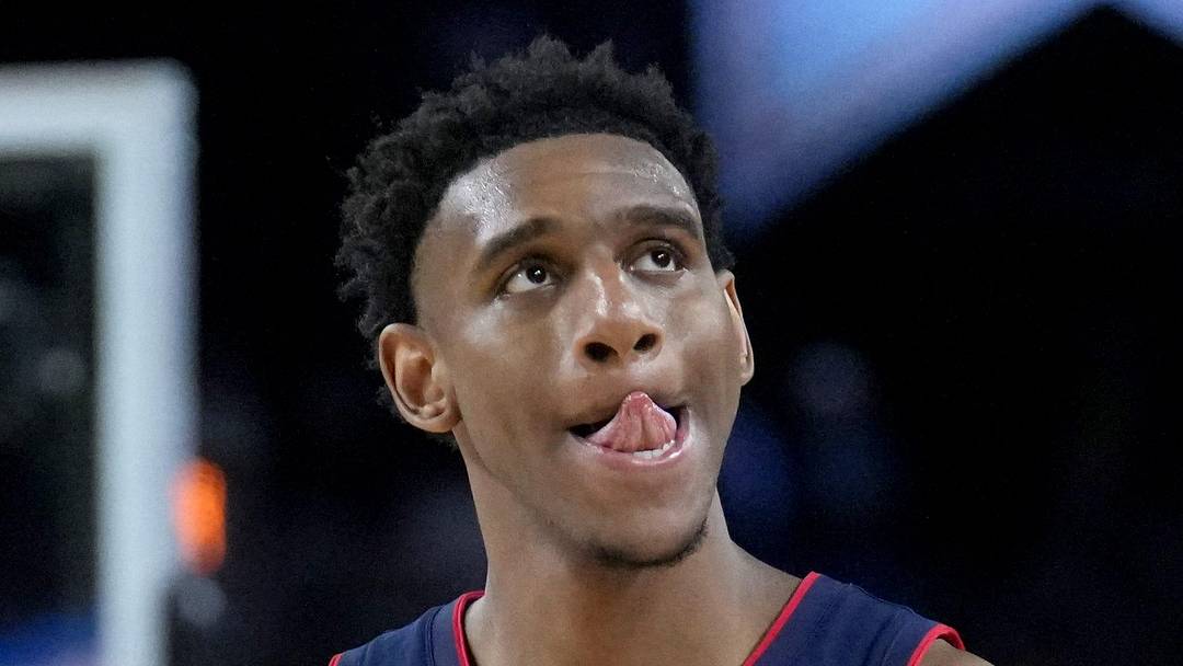 UConn Huskies forward Tarris Reed Jr. (5) walks off the court as time ticks off the clock Monday, April 6, 2026, during the NCAA men’s basketball national championship game against the Michigan Wolverines at Lucas Oil Stadium in Indianapolis.