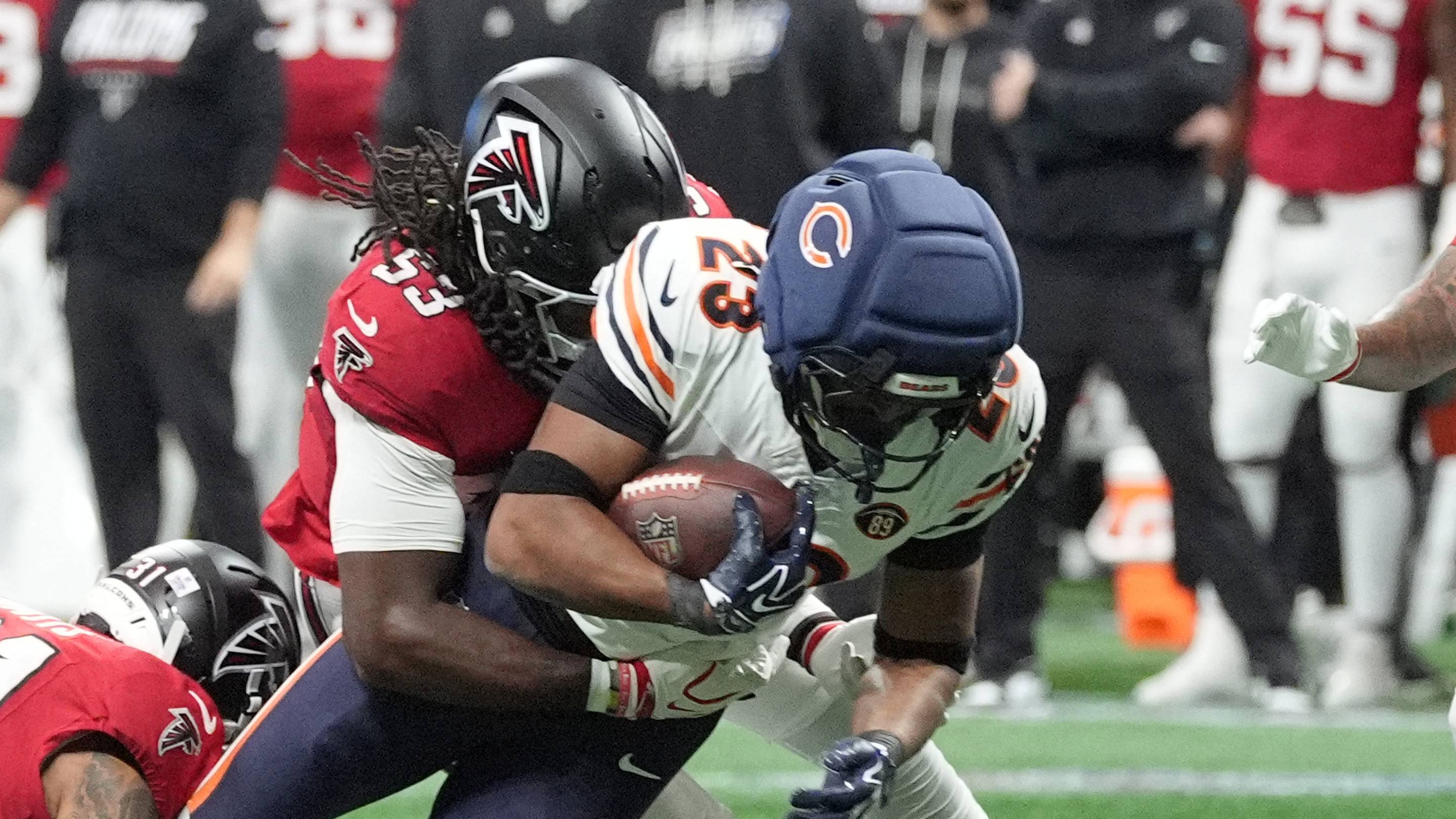 Oklahoma Rookie Linebacker Suffers Scary injury in NFL Week 6