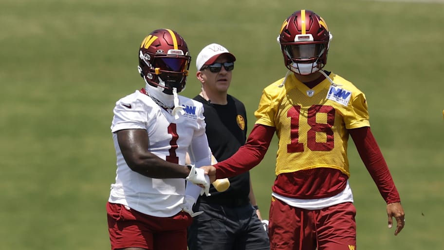 Deebo Samuel and Marcus Mariota at Commanders mini camp. | Geoff Burke-Imagn Images