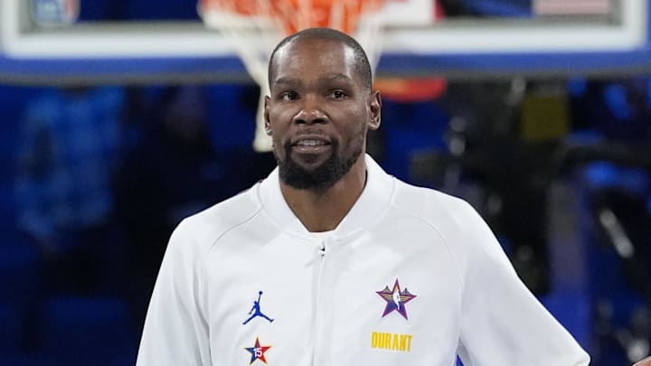 Kevin Durant warms up for the NBA All-Star Game.