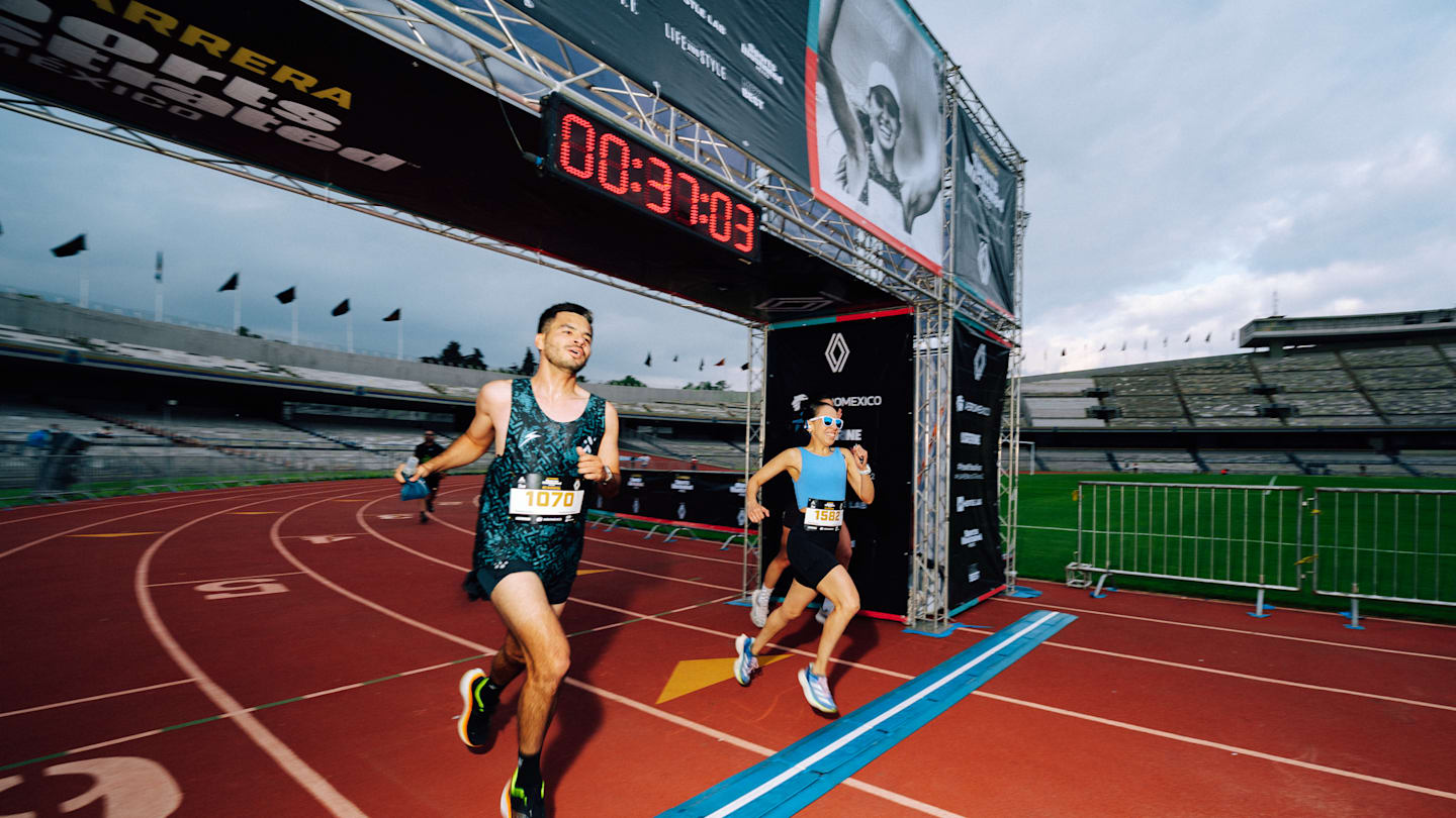 Miles de sueños despegaron con Aeroméxico en la carrera de Sports Illustrated México