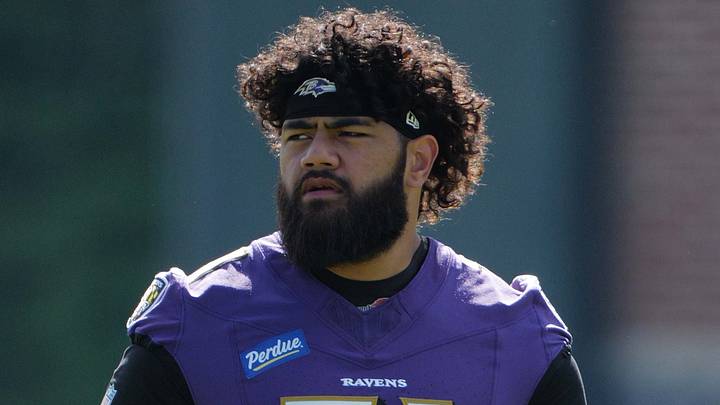 Baltimore Ravens guard Vega Ioane