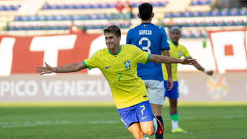Gabriel Pirani, meio-campista da Seleção olímpica em 2024