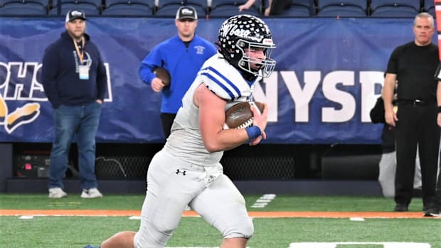 Whitesboro quarterback Memphis Ferguso