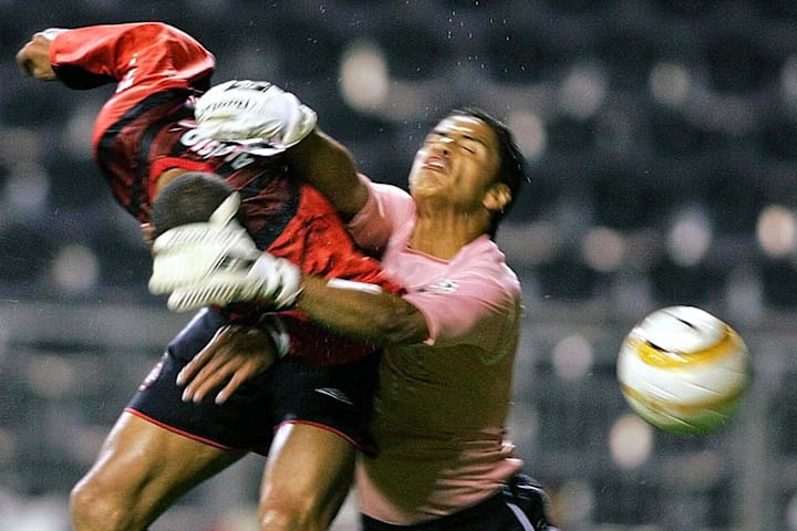 Mexican Chivas de Guadalajara's goalkeep