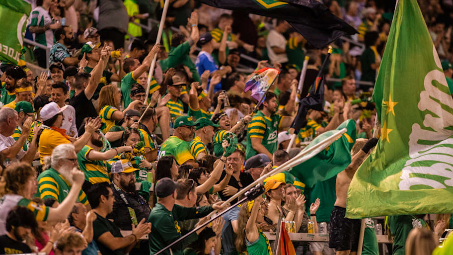 Tampa Bay Rowdies supporter