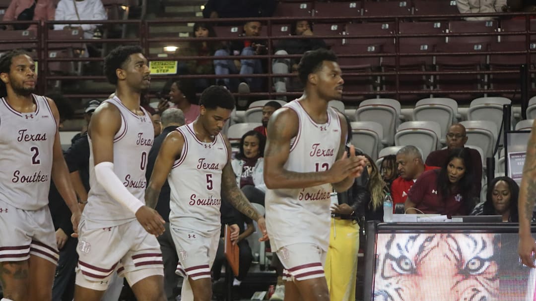Zytarious Mortle leads Texas Southern past Mississippi Valley State. Zytarious Mortle leads Texas Southern past Mississippi Valley State.